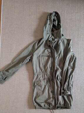 Sandro khaki green cotton parka / utility jacket / hooded coat, size M